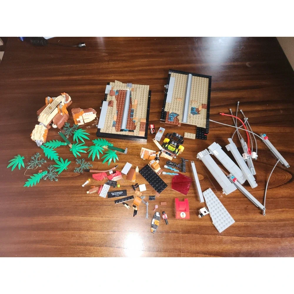 LEGO Jurassic Park: T. rex Breakout (Set 76956) pieces Unsure if complete